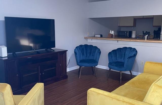 Cozy 1 bedroom townhome photos photos Cozy 1 bedroom townhome photos photos