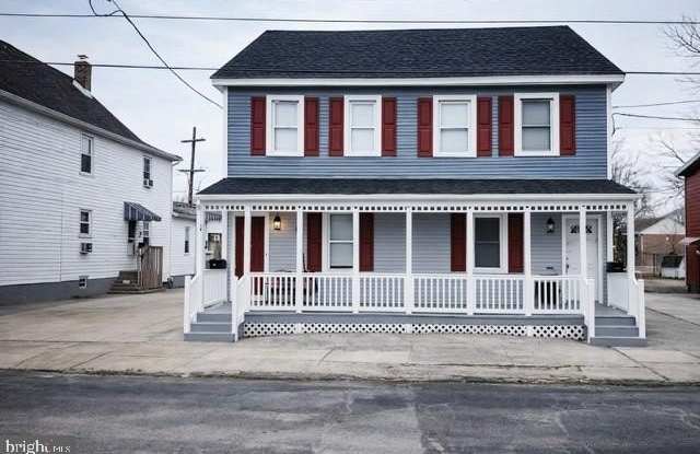 84 CARPENTER Street photos photos