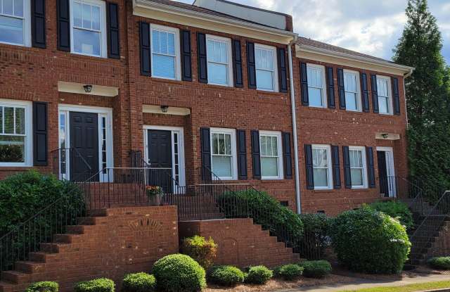 1111 Surrey Lane photos photos