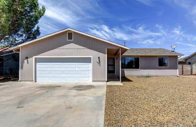 Three bedroom, two bath, two car garage in P.V. photos photos