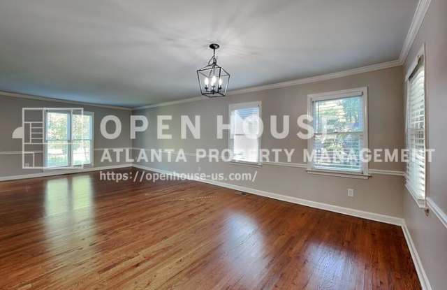 2427 Brookvine Lane Gallery 4