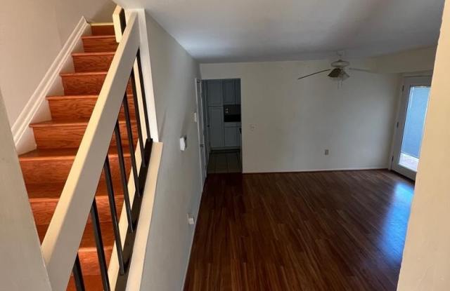 11225 AVALANCHE WAY #B 1 6 Gallery 2