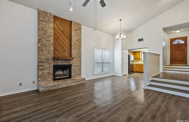 6406 BROOK CV Gallery 4