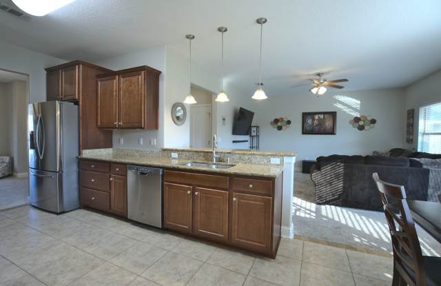3060 Crown Creek Cir Gallery 3