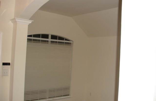 5732 Woodmoss Lane Gallery 3