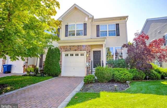 13 KINGSWOOD Court Gallery 1