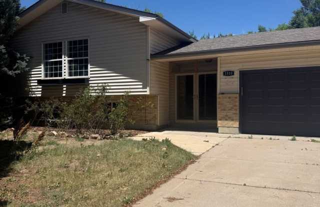 GET THE MOST SPACE FOR YOUR MONEY with this 4 bedroom property !!! photos photos