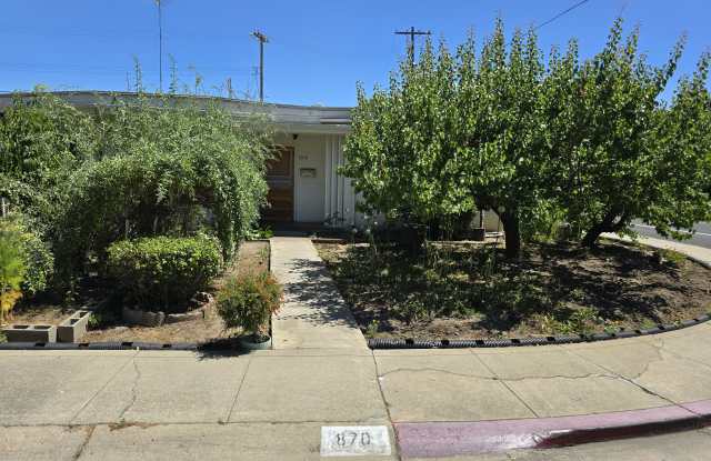 870 West Euclid Avenue - 870 West Euclid Avenue, Stockton, CA 95204