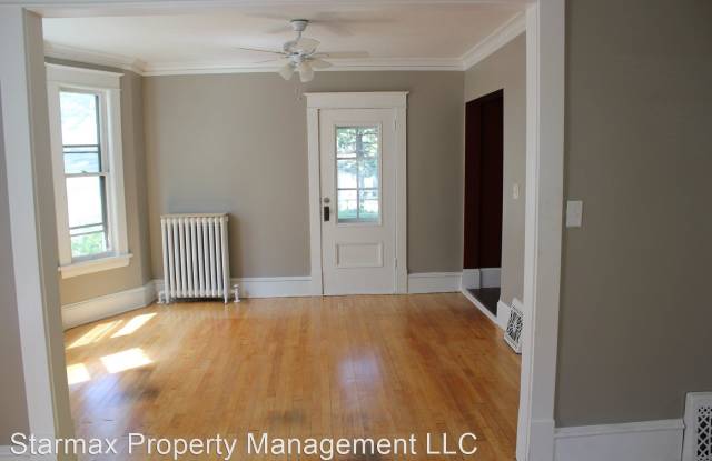 1107 13th Ave Se - 1107 Southeast 13th Avenue, Minneapolis, MN 55414