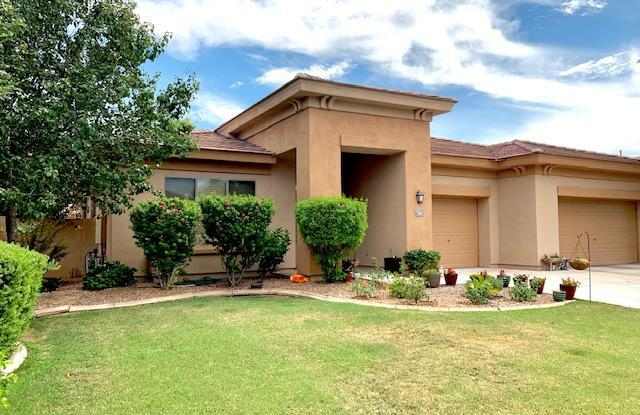 1025 W LAREDO Avenue - 1025 West Laredo Avenue, Gilbert, AZ 85233