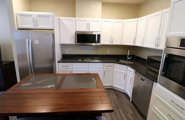 2 Mayflower Ave. photos photos