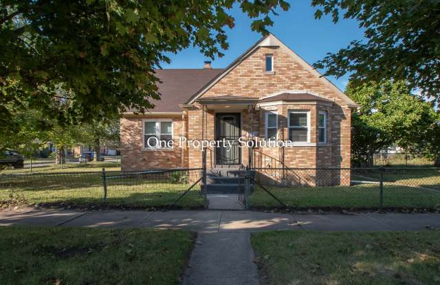700 East 36th Avenue - 700 East 36th Avenue, Gary, IN 46409