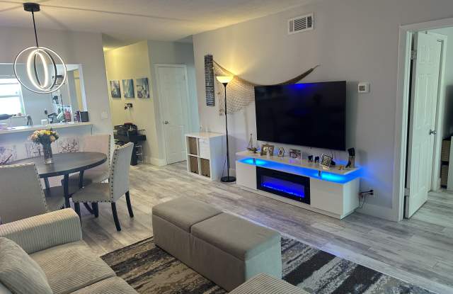 1400 Northeast 57th Street photos photos