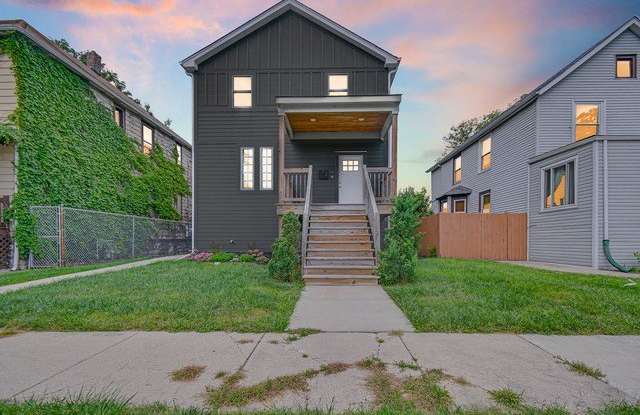 612 S 13th Avenue Gallery 1