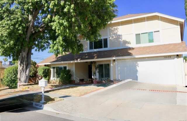 10638 Balcom Avenue photos photos