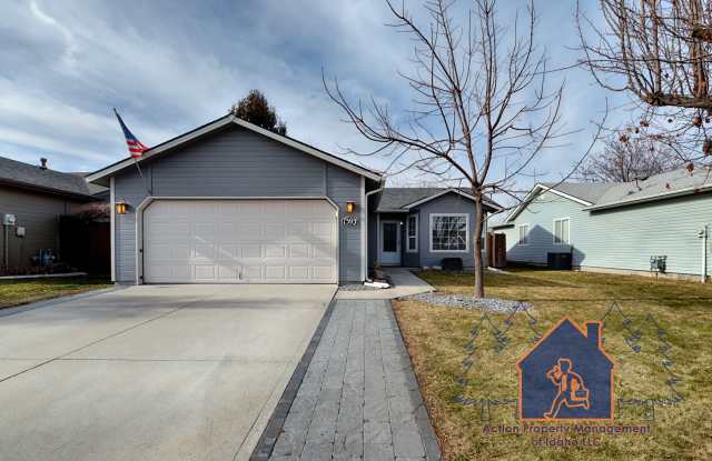 1393 Caterpillar Avenue North photos photos