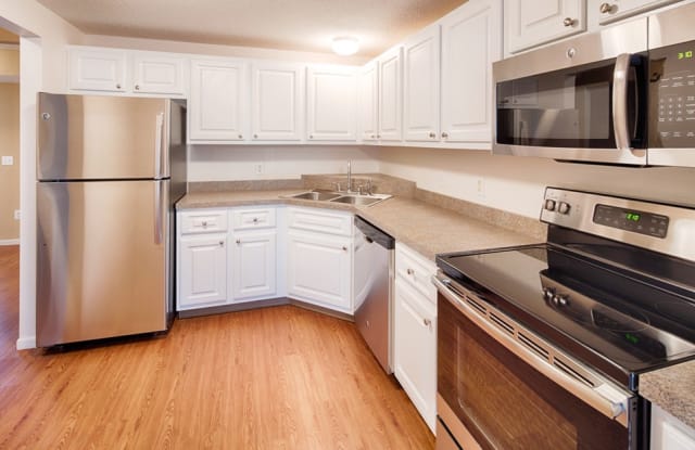 Carver Lake Townhomes photos photos