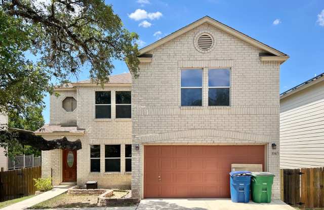 3-bed 2.5bath home near Seaworld - 10611 Medio Creek, San Antonio, TX 78245
