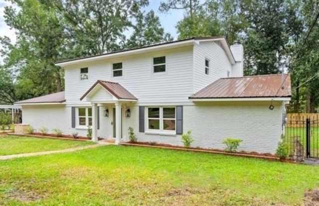 3933 Radnor Avenue photos photos