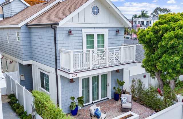208 Indianapolis - 208 Indianapolis Avenue, Huntington Beach, CA 92648