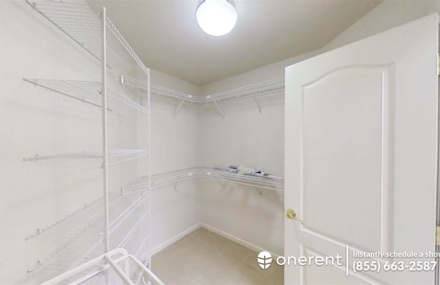 11637 SE 76th Court - 11637 Southeast 76th Court, Newcastle, WA 98056