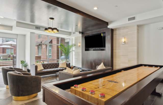 ALARA Uptown Gallery 3