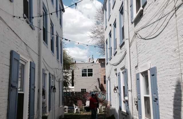 423 Moyer Street photos photos