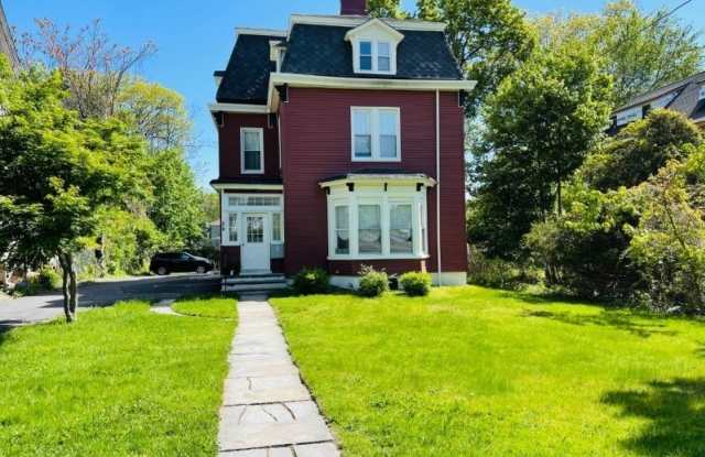 24 Lexington Ave - 24 Lexington Avenue, Montclair, NJ 07042