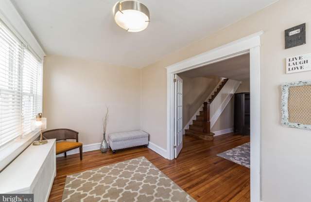 207 W 11TH AVENUE Gallery 4