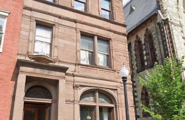 715 WASHINGTON PL #APT. 2 Gallery 1