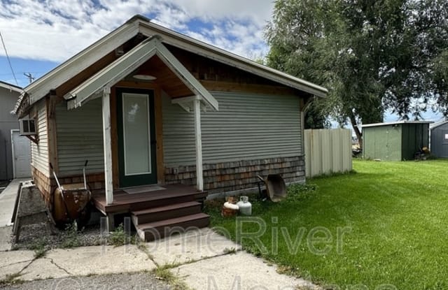 6520 Us Highway 10 W Bunkhouse photos photos