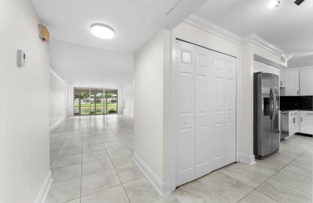 4240 OAKS Terrace Gallery 3