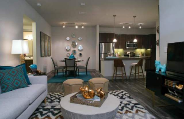 14646 Vance Jackson Rd Gallery 1