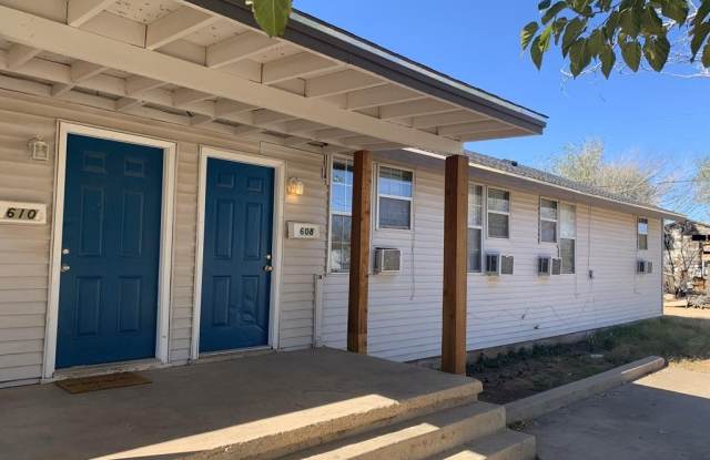 2400 College Ave - 2400 College Avenue, Midland, TX 79701