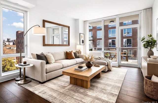 212 N 9TH Street unit: 4D photos photos