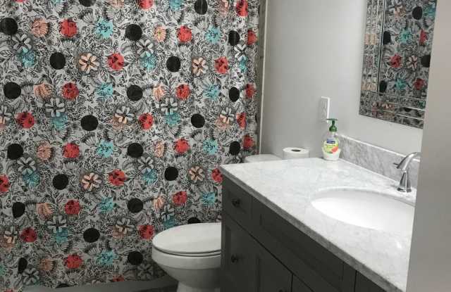 ** CUTE 2/1.5 CONDO IN FARFIELD OAKS ** photos photos
