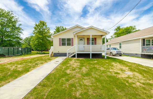 4 bedroom 2 bath in the Southside (Mill Town) photos photos