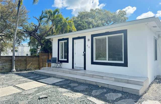 44 NW 40th St photos photos