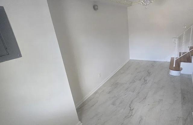 36 Maple Ct Gallery 3