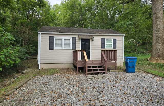 Live in Red Bank! - 208 Signal View Street, Red Bank, TN 37415