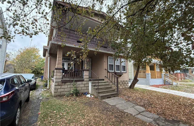 4124 E 139th Street unit: 2 photos photos 4124 E 139th Street unit: 2 photos photos