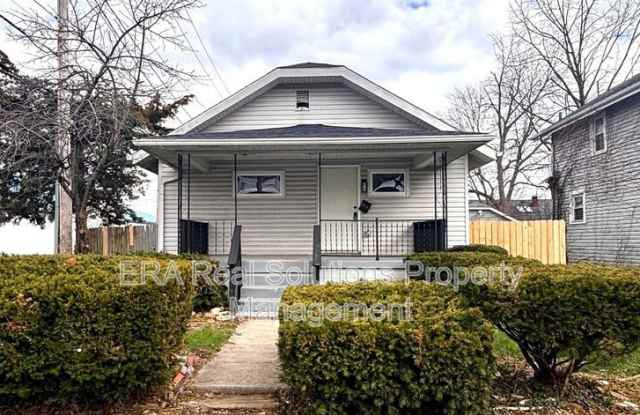 802 RUBY AVE photos photos