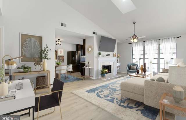 1114 HUNTMASTER TERRACE NE - 1114 Huntmaster Terrace Northeast, Leesburg, VA 20176