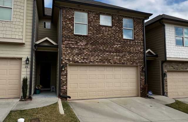 34 Dewey Road - 34 Dewey Road, Lilburn, GA 30047