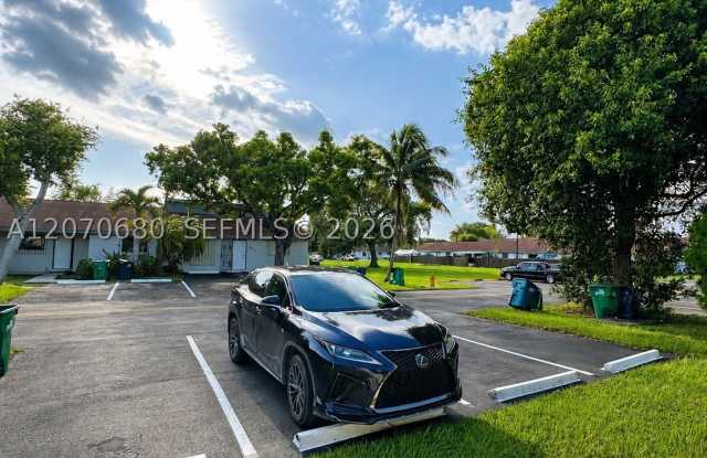 28331 SW 141st Ct Gallery 3
