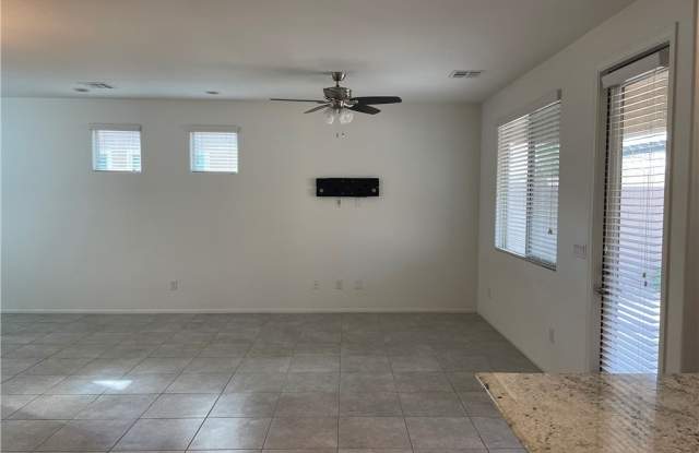 6568 Pine Hall Avenue Gallery 4
