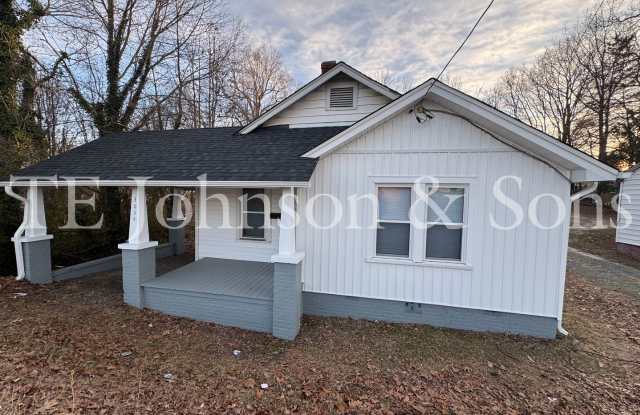 Charming 2 Bedroom Home photos photos