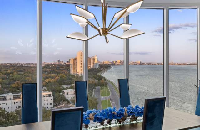 2900 West Bay to Bay Boulevard - 1403 Gallery 2