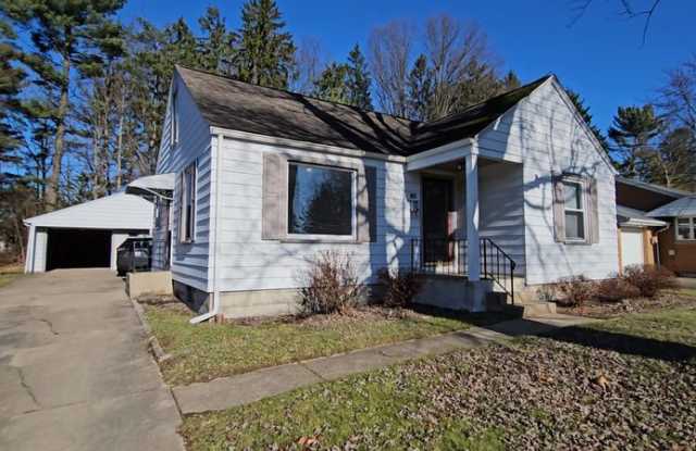 756 Nellbert Ln - 756 Nellbert Lane, Boardman, OH 44512