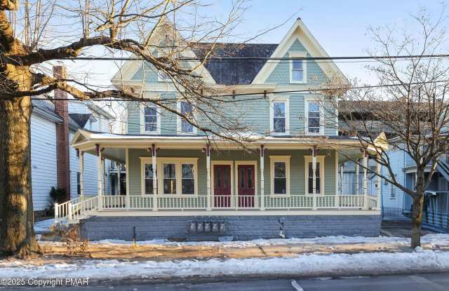 523 Sarah Street photos photos